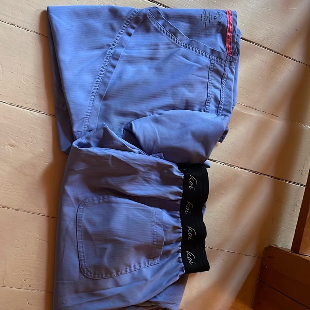 Koi Lite Scrub set- XL, blue